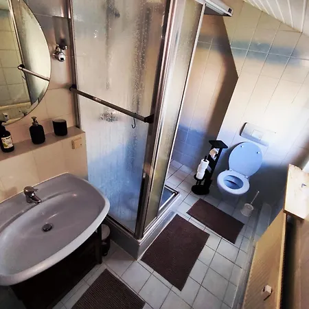公寓 Neues 2 Bedroom Apartment, Parkplatz