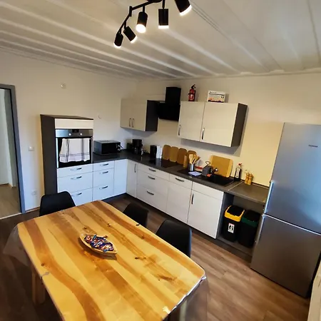 Neues 2 Bedroom Apartment, Parkplatz Apartment Weiden in der Oberpfalz