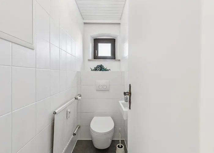 アパート Neues 2 Bedroom Apartment, Parkplatz *